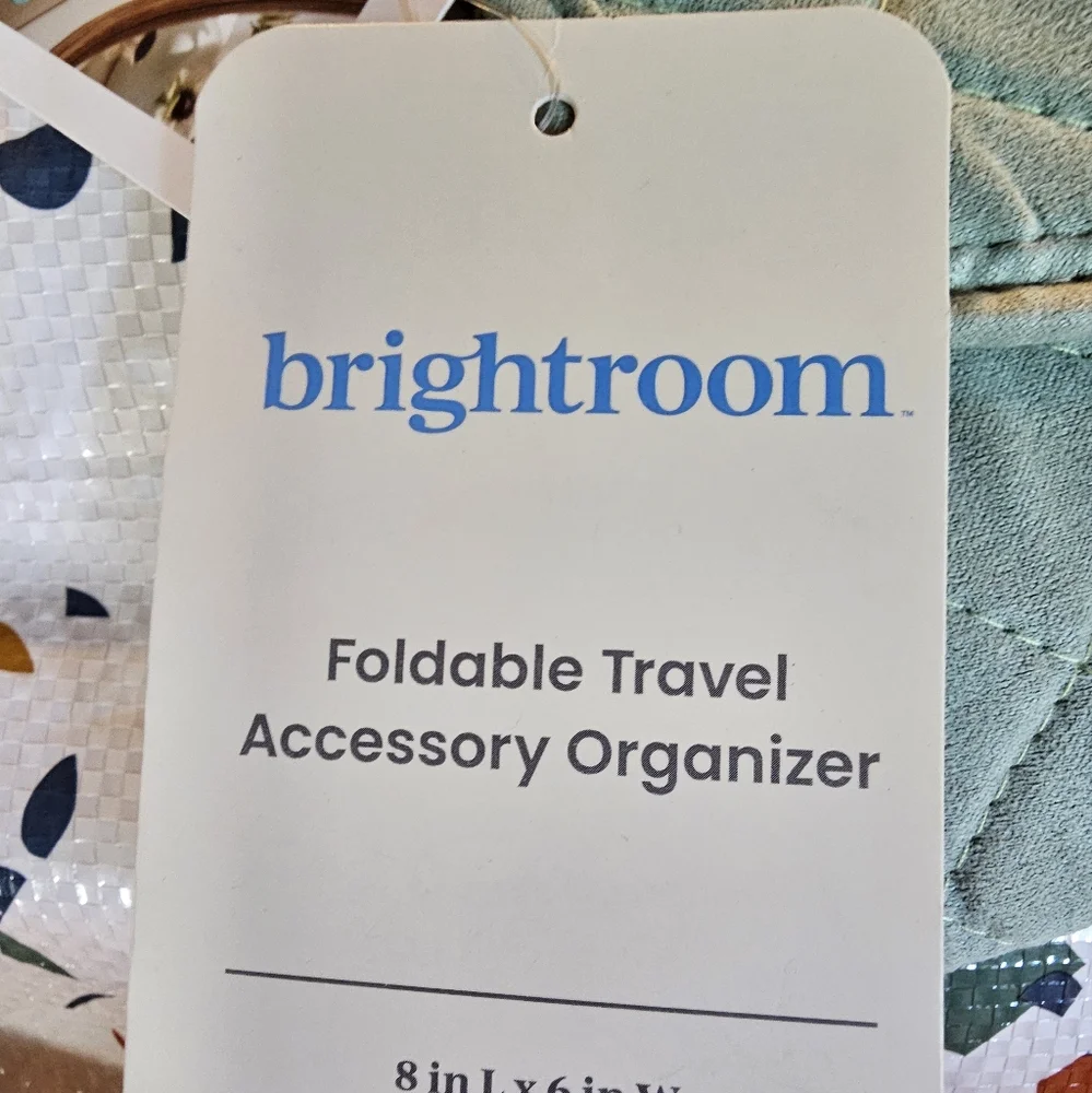 NWT Folding Travel‎ Accessory Organizer Green